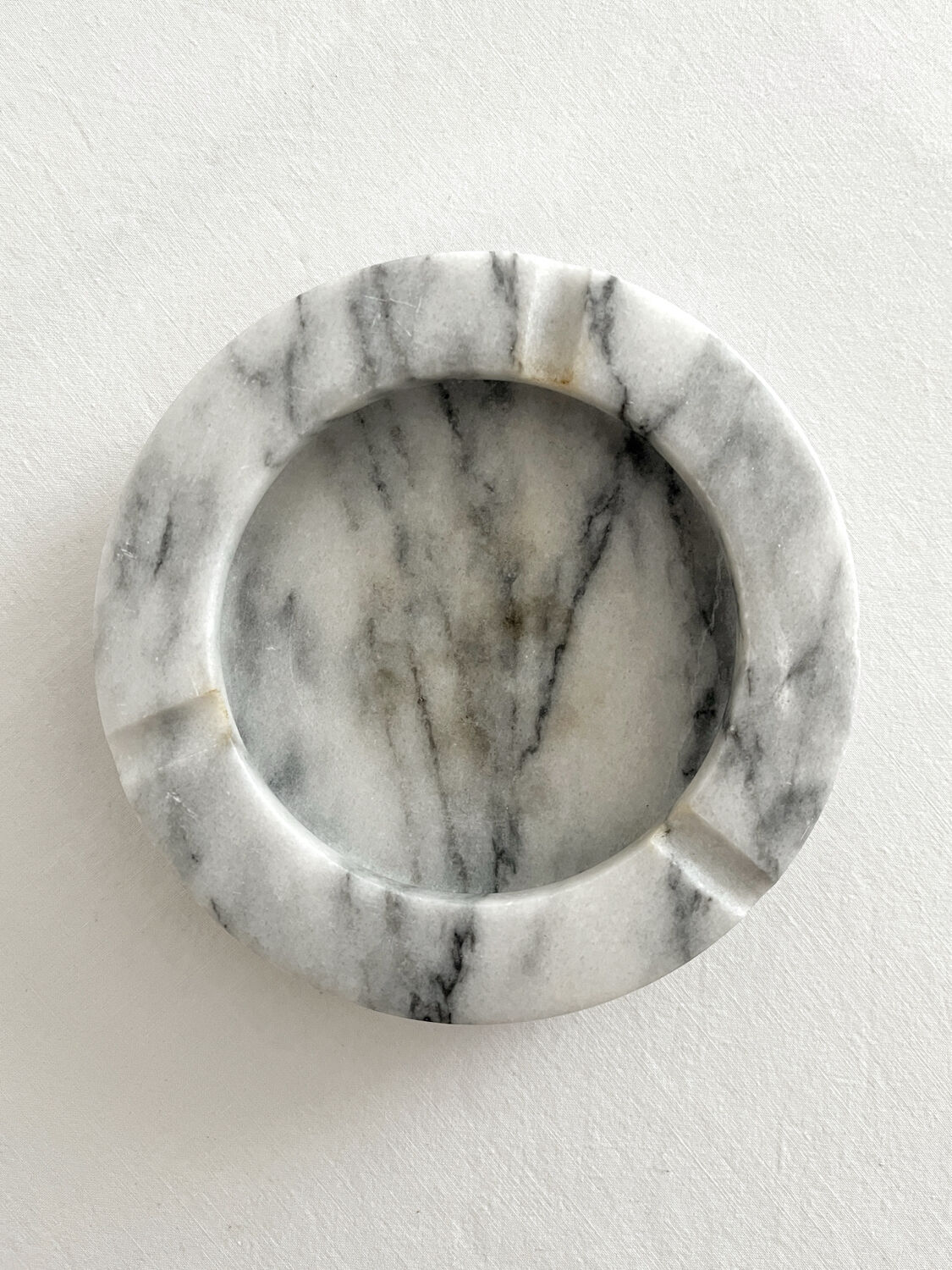 Cendrier rond en marbre gris vintage