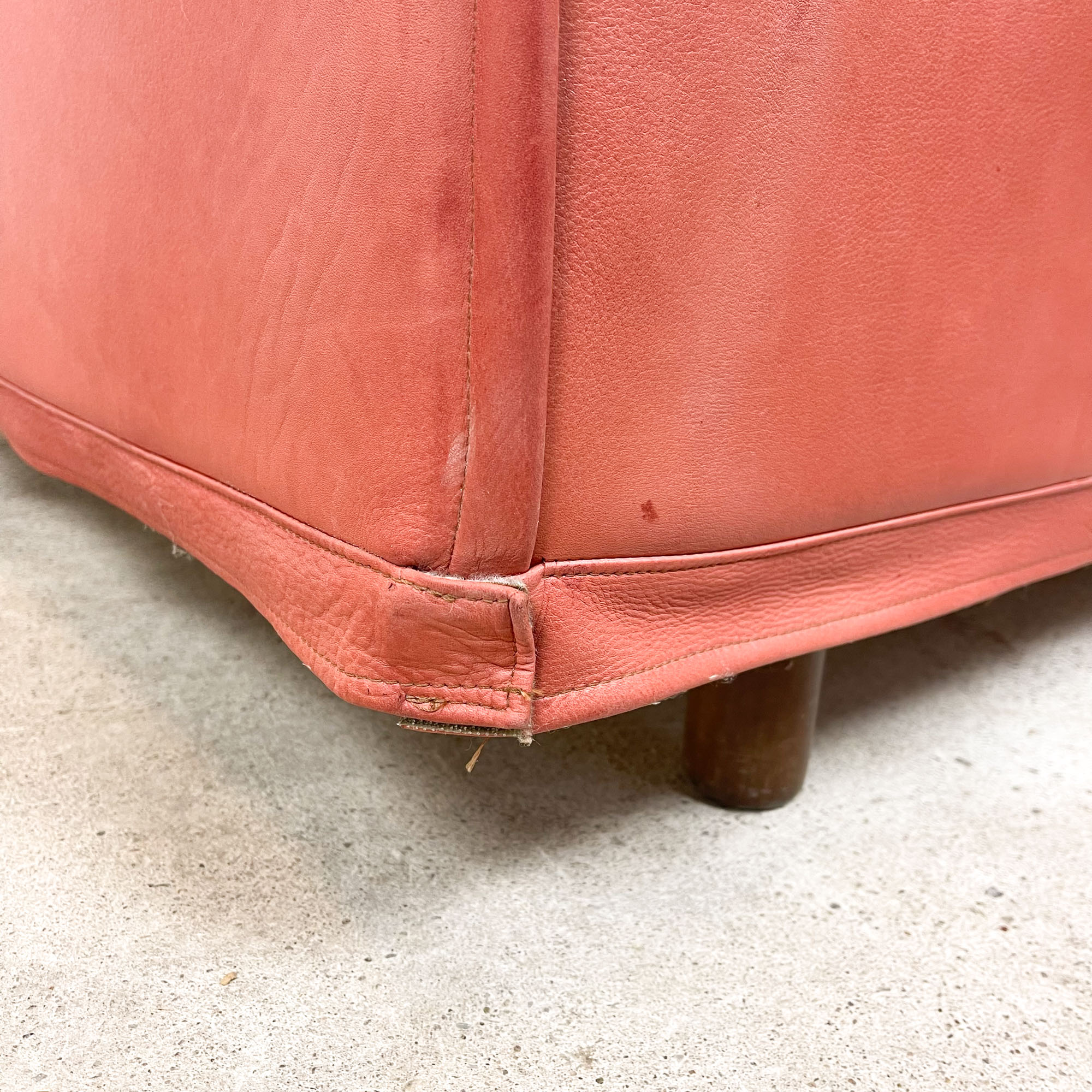 Vintage Red leather sofa by Kenneth Bergenblad model Fredrik for DUX