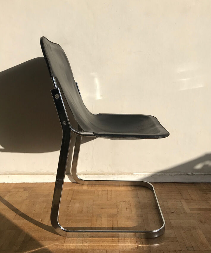 Set of 6 chairs in chrome metal and black leather - 1970