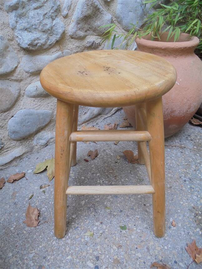 Tabouret en bois