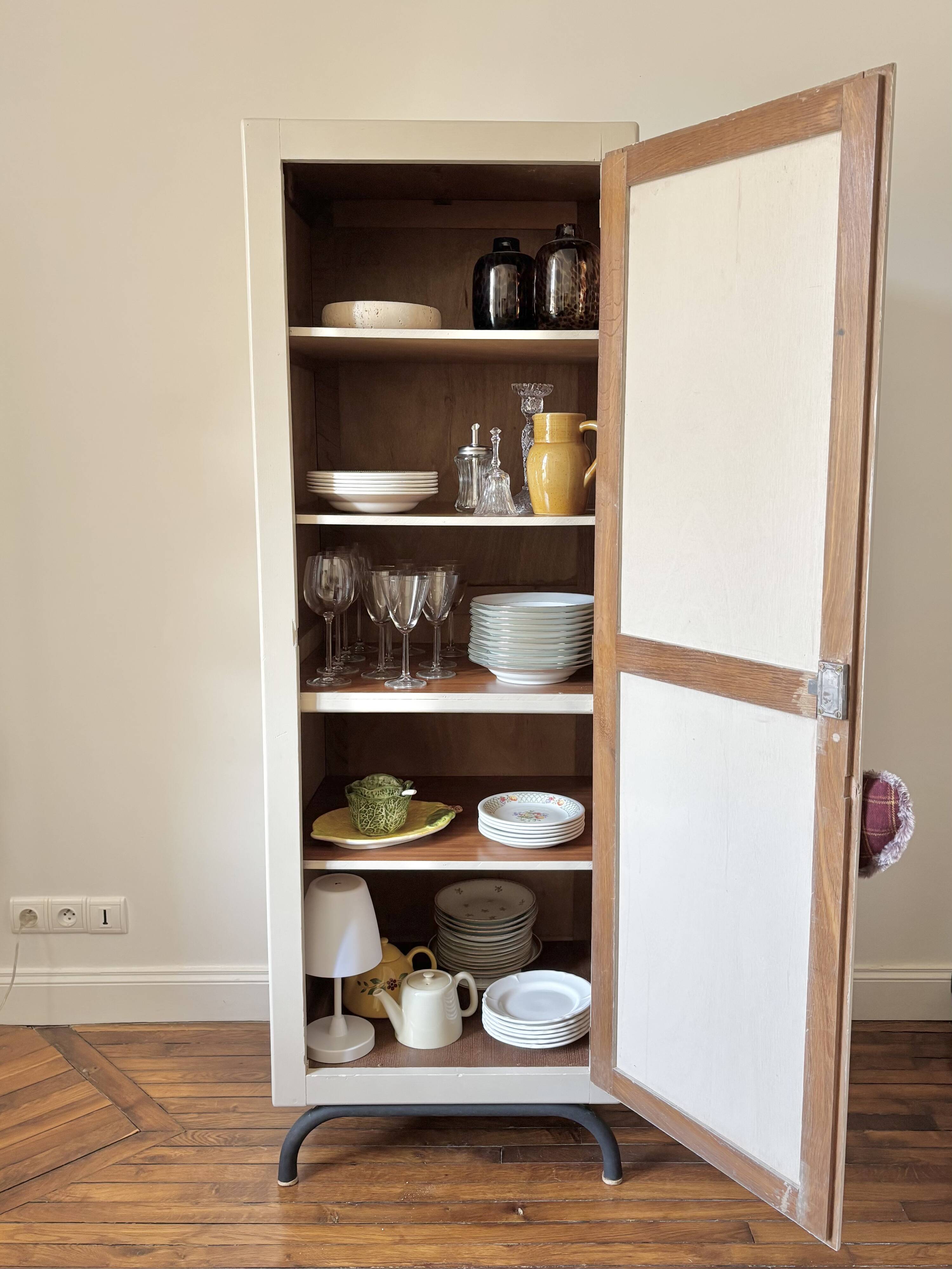 Armoire Parisienne