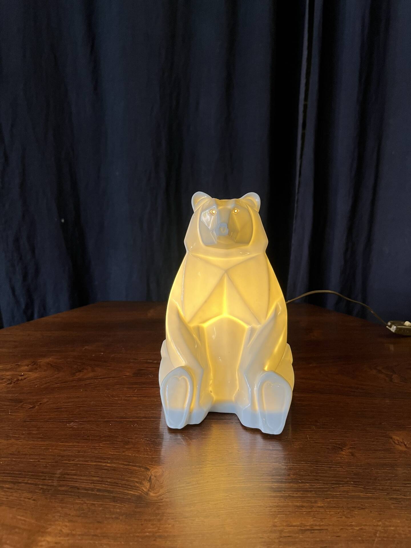 Petite lampe Art Déco ours polaire