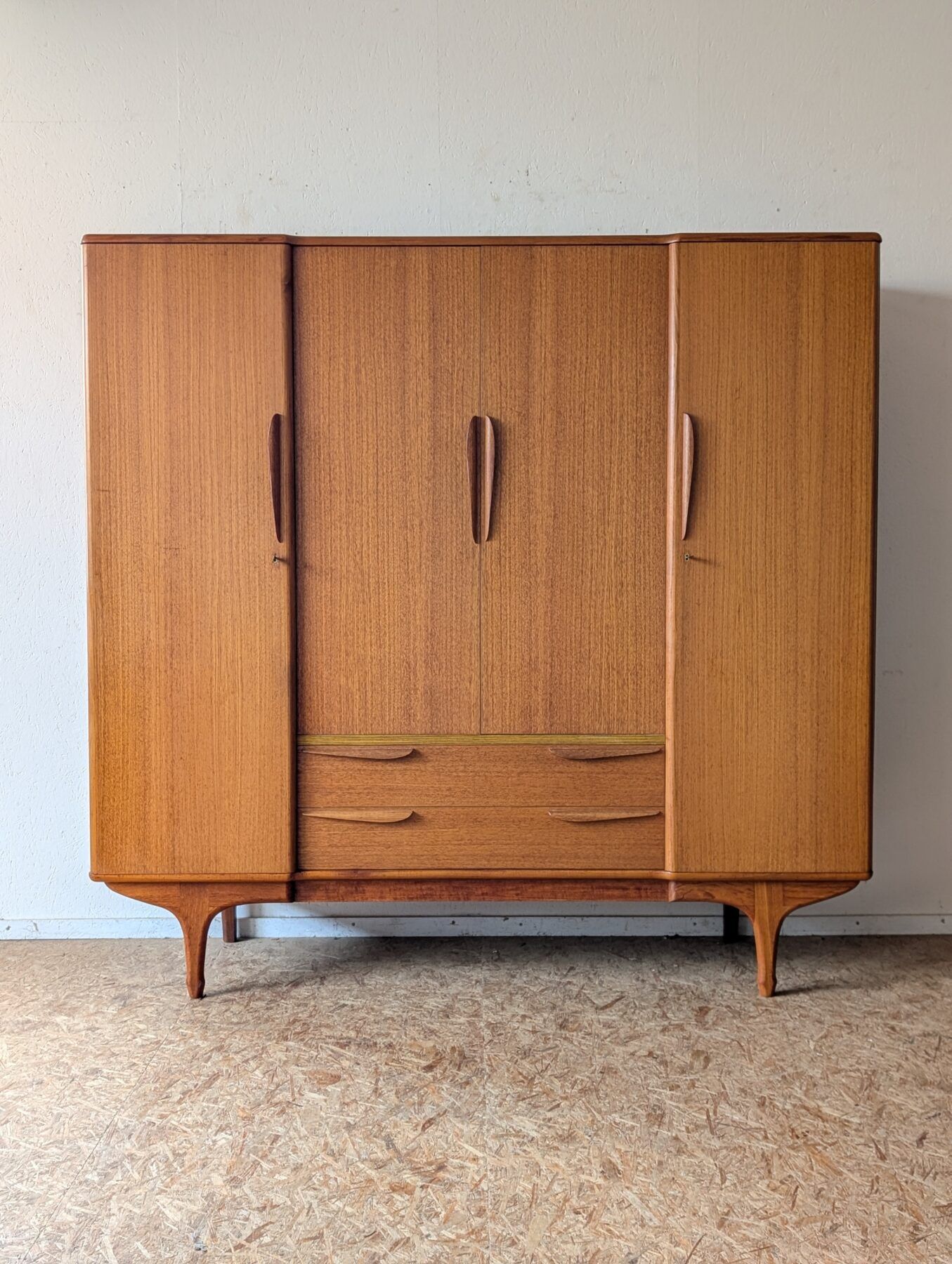 Teak wardrobe Tricoire & Vecchione 1960s
