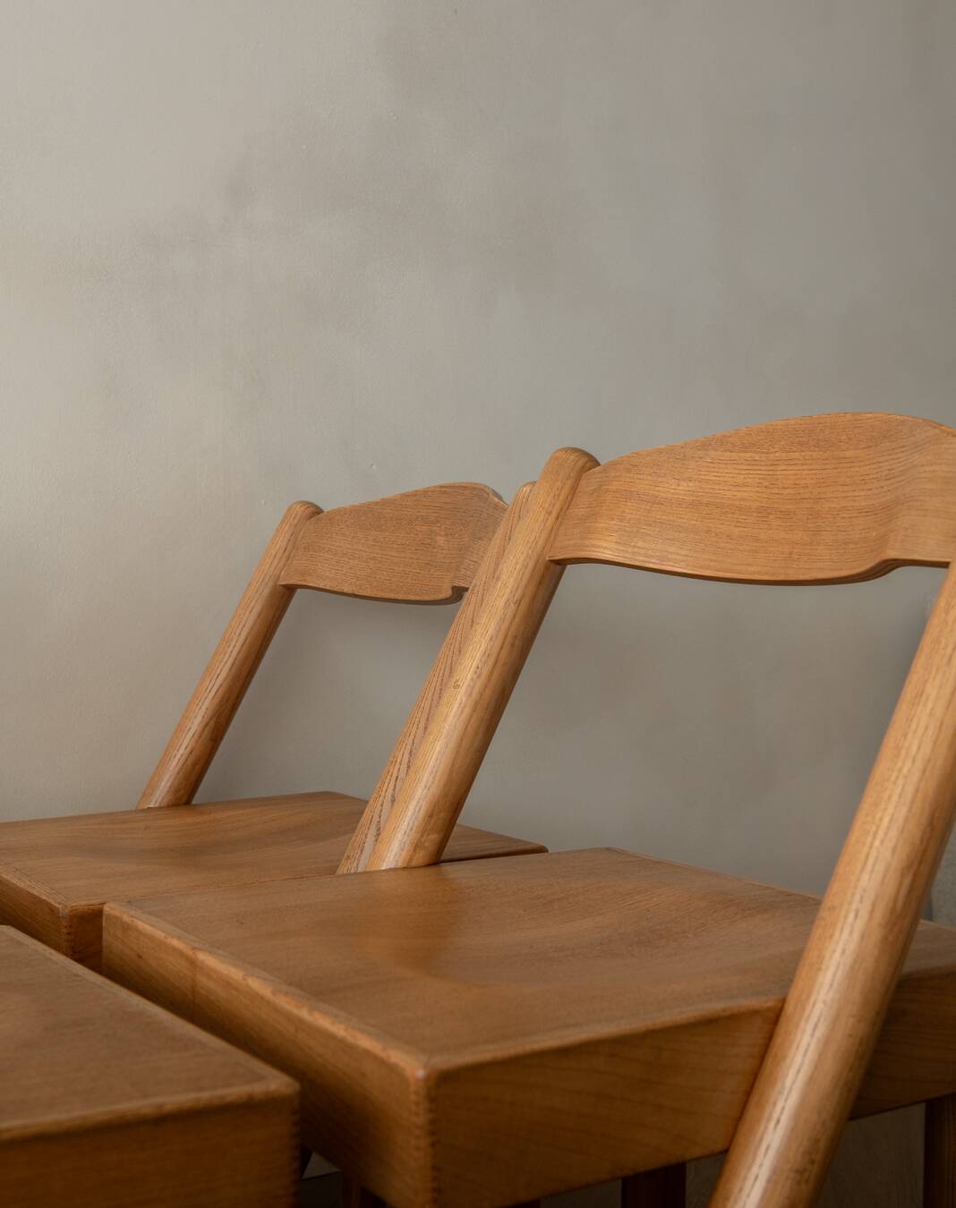 Vintage Italian Iva Dining Chairs Roberto Pamio Renato Toso Stilwood