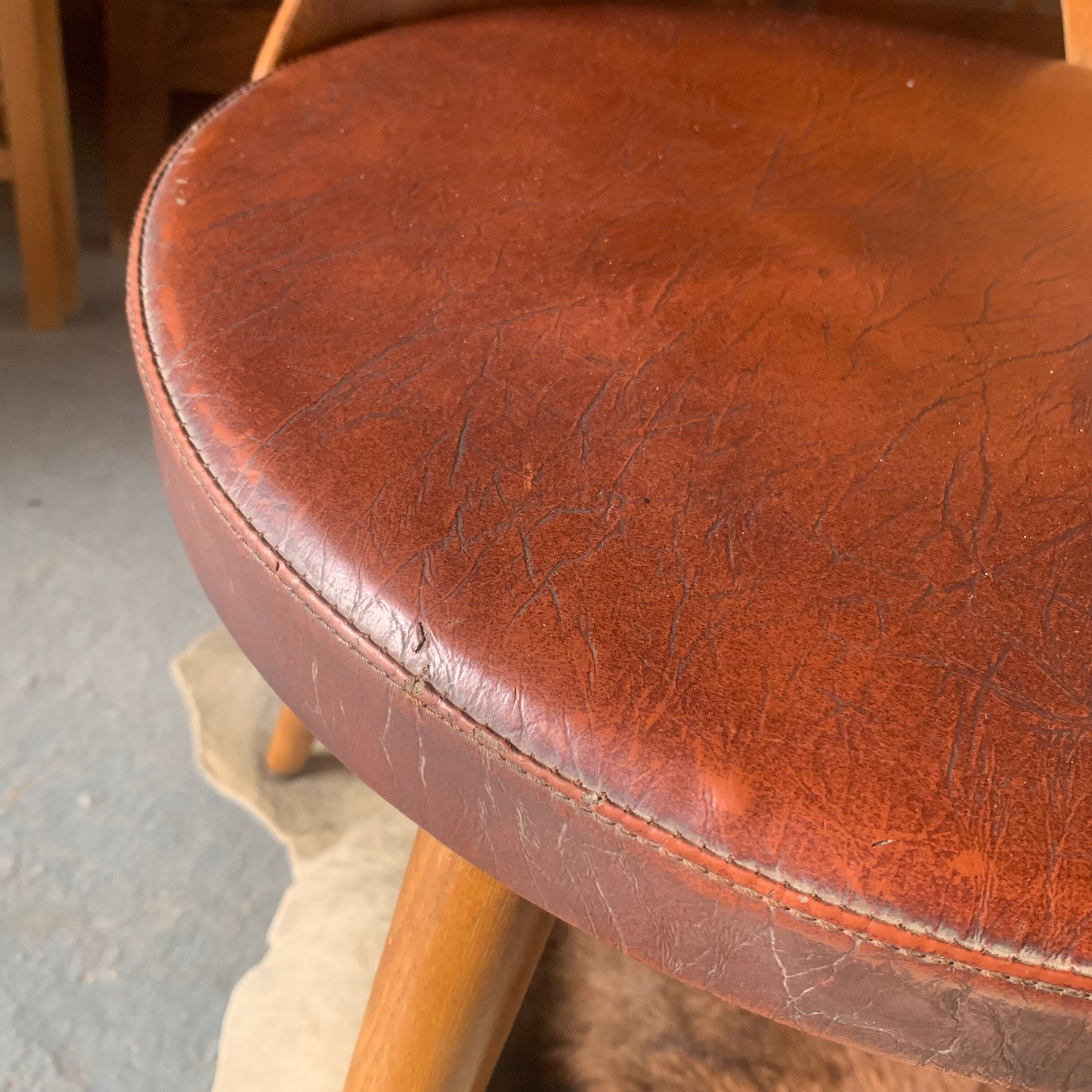 Pair of chairs baumann model Dove 60s
