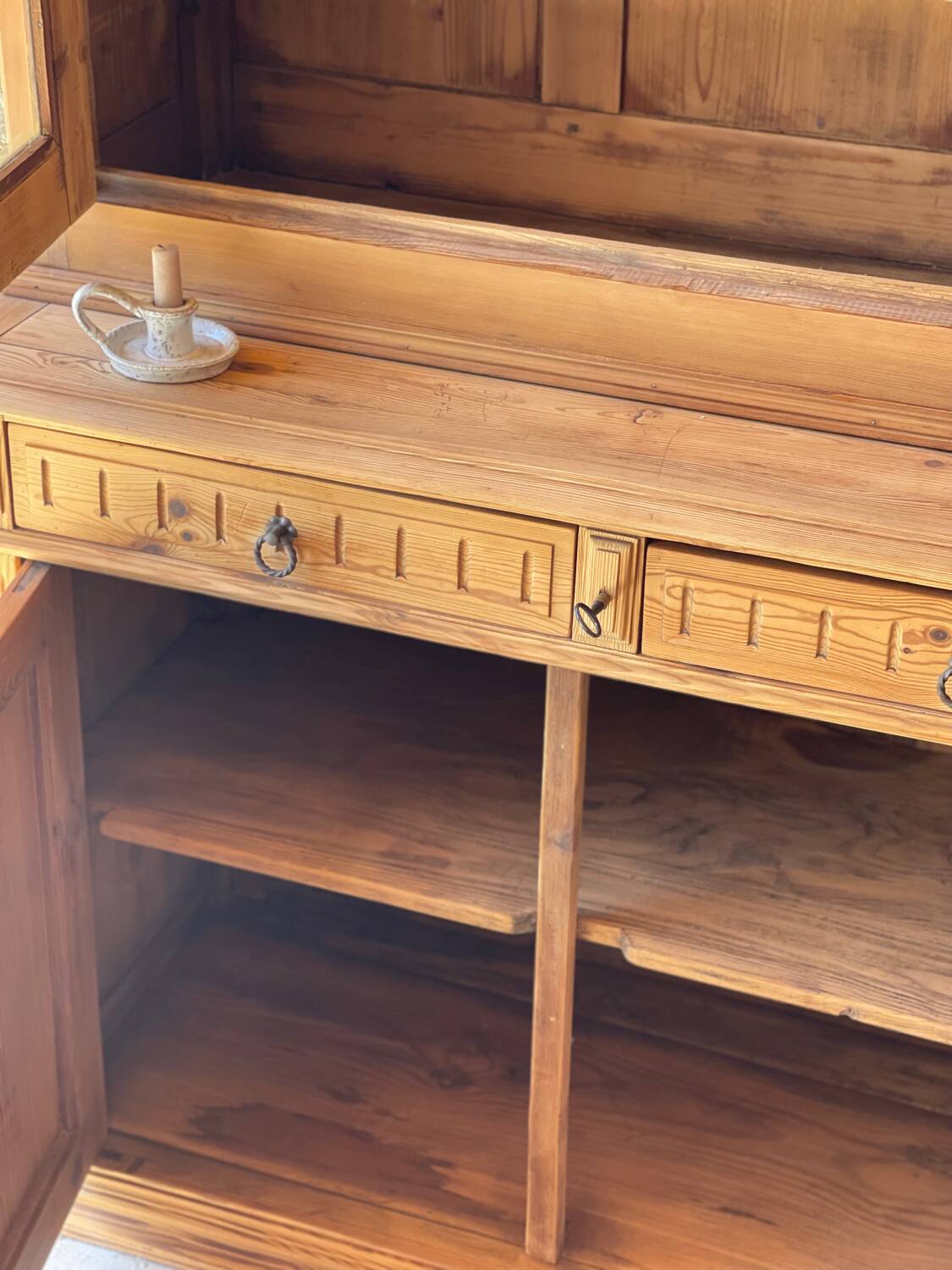 Double-bodied sideboard