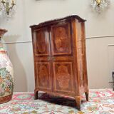 Armoire en marqueterie de style Louis XV, époque Napoléon III XIX eme