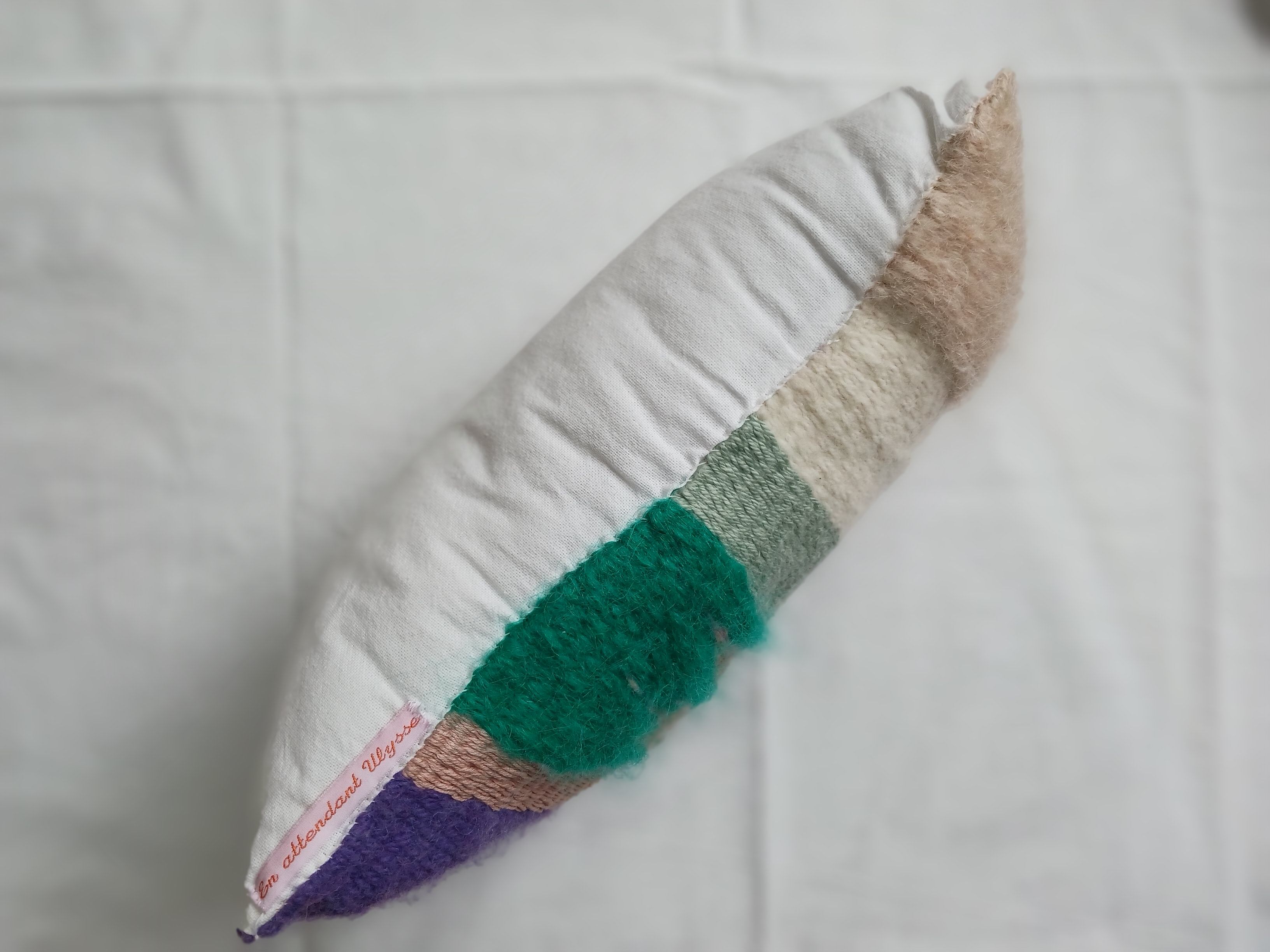 Wool weaving cushion