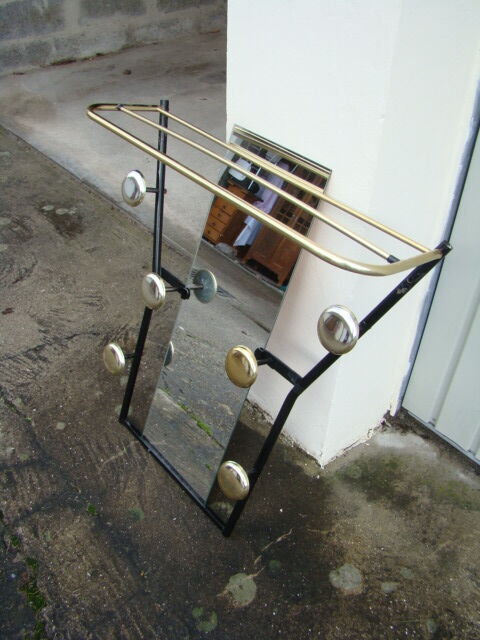 60/70 vintage wall coat holder