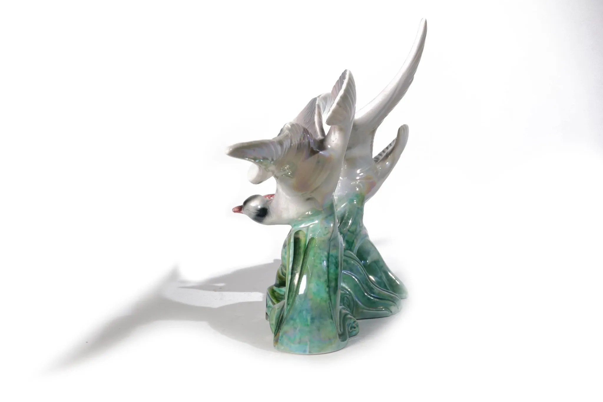 Art deco porcelain sculpture of two flying birds – iridescent, 1920s