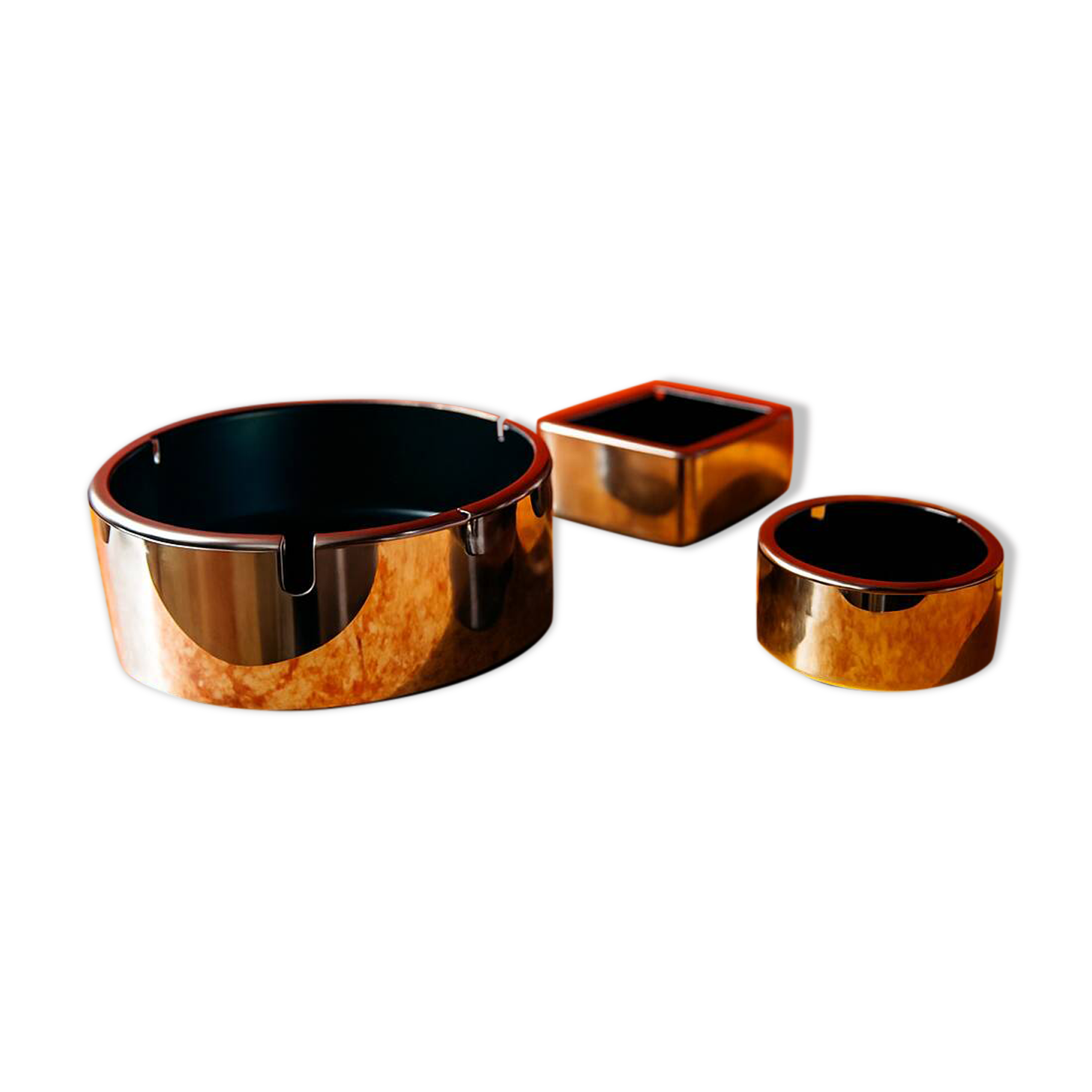 Trio of Isamu Kenmochi designer ashtrays – Iconic Space Age