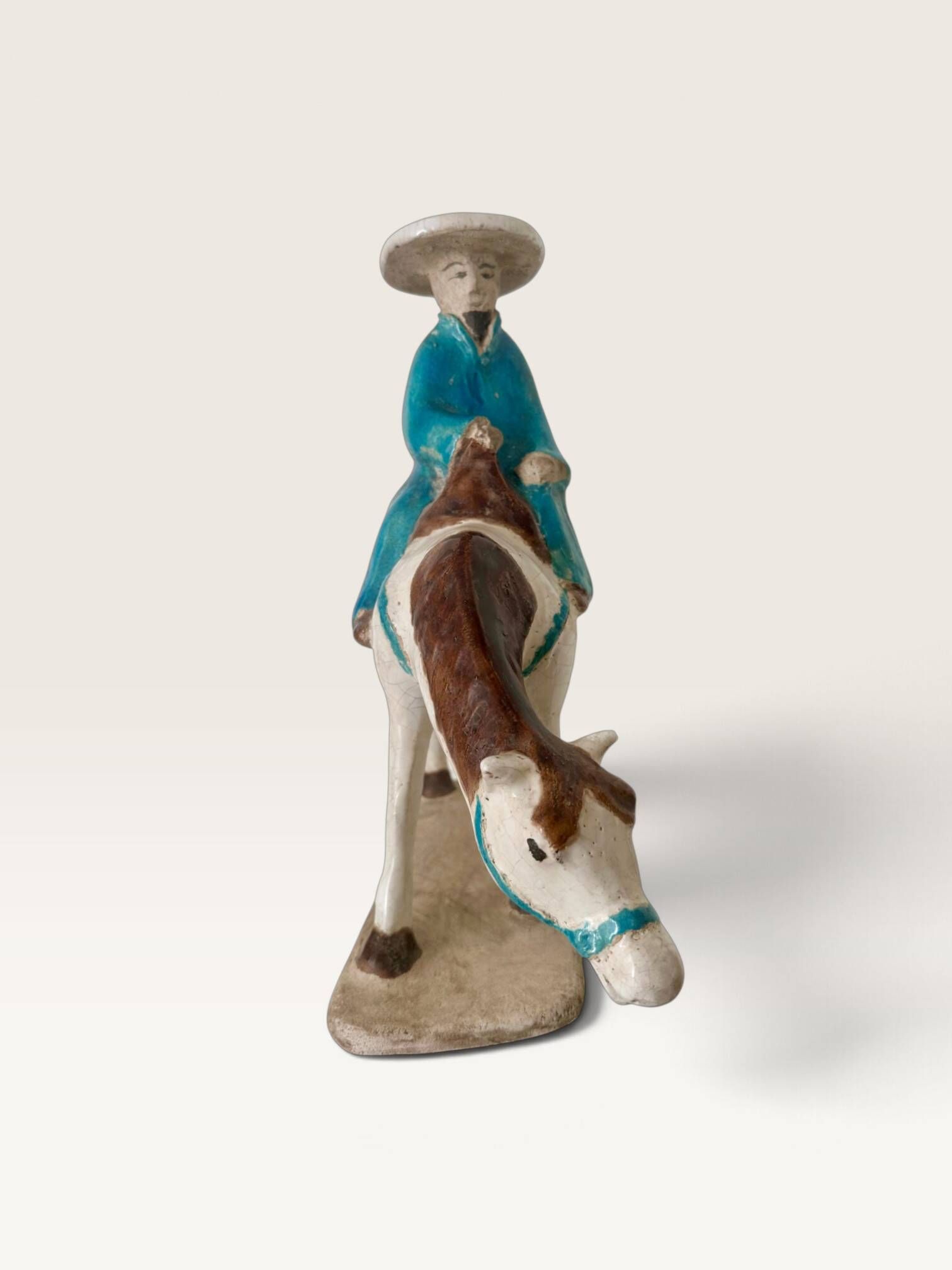 Cheval et cavalier chinois en terre cuite émaillée, XXe