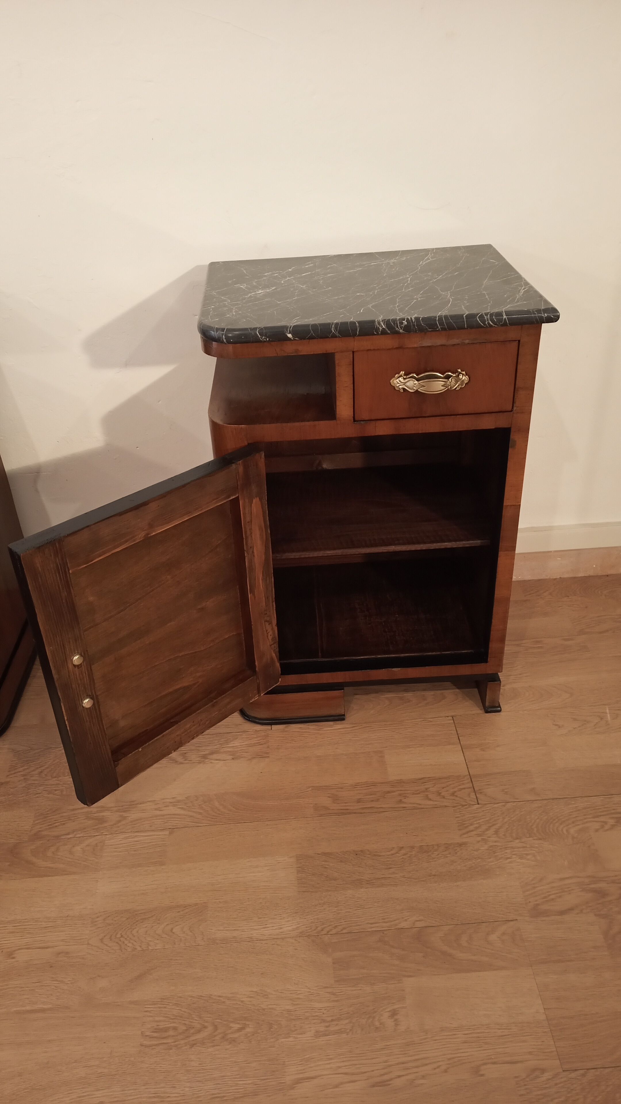 Tables de chevet italiennes Art Déco en noyer, Set de 2