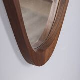 Miroir mural ovale vintage en bois des années 1960, design italien