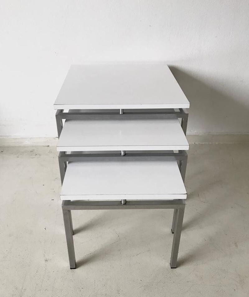 White mid-century modern nesting tables, modernist design, 1960s