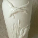 Porcelain vase thick white decor in relief duck flight