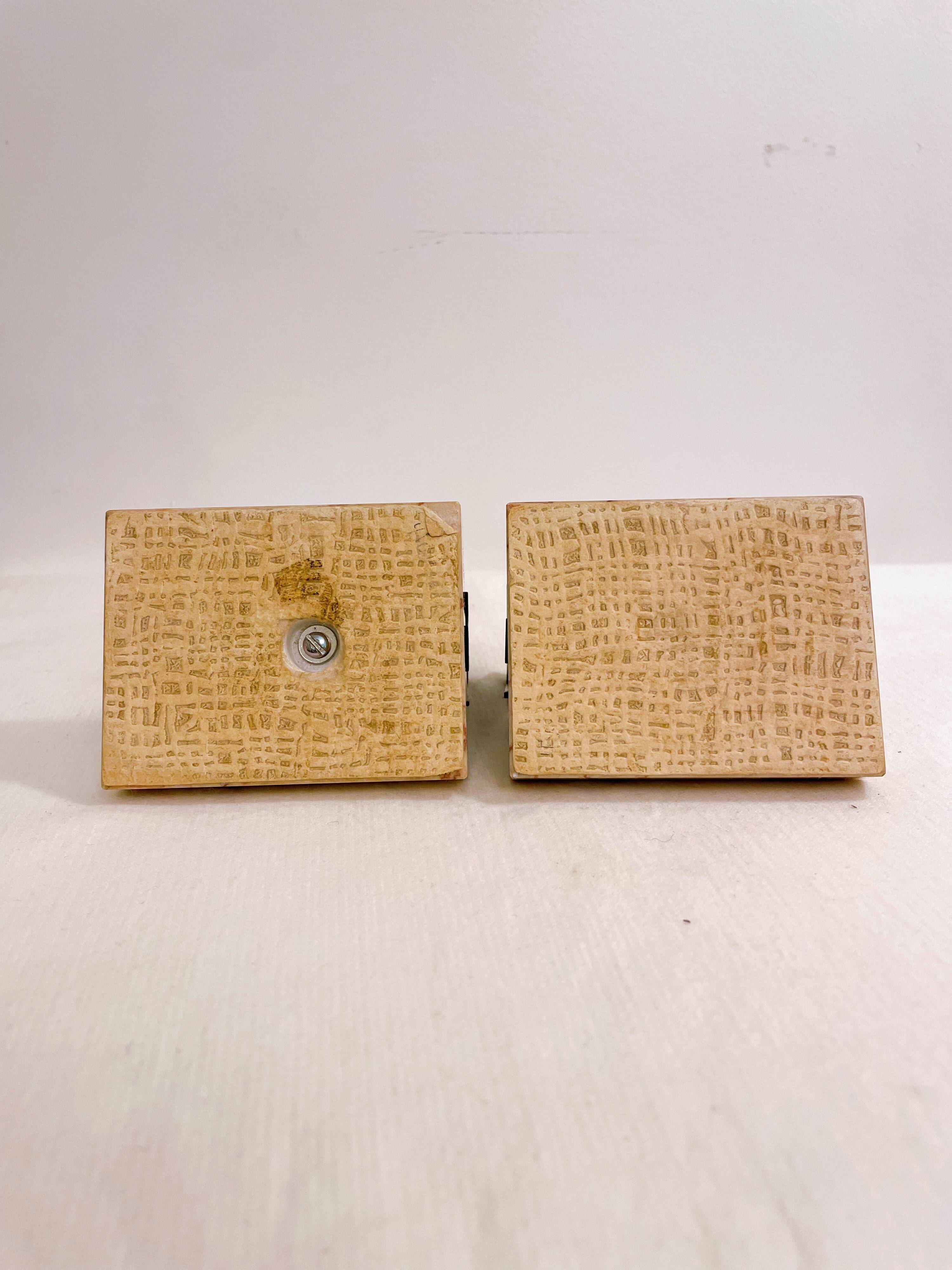 Paire de Serre livres Fabre de la fontaine