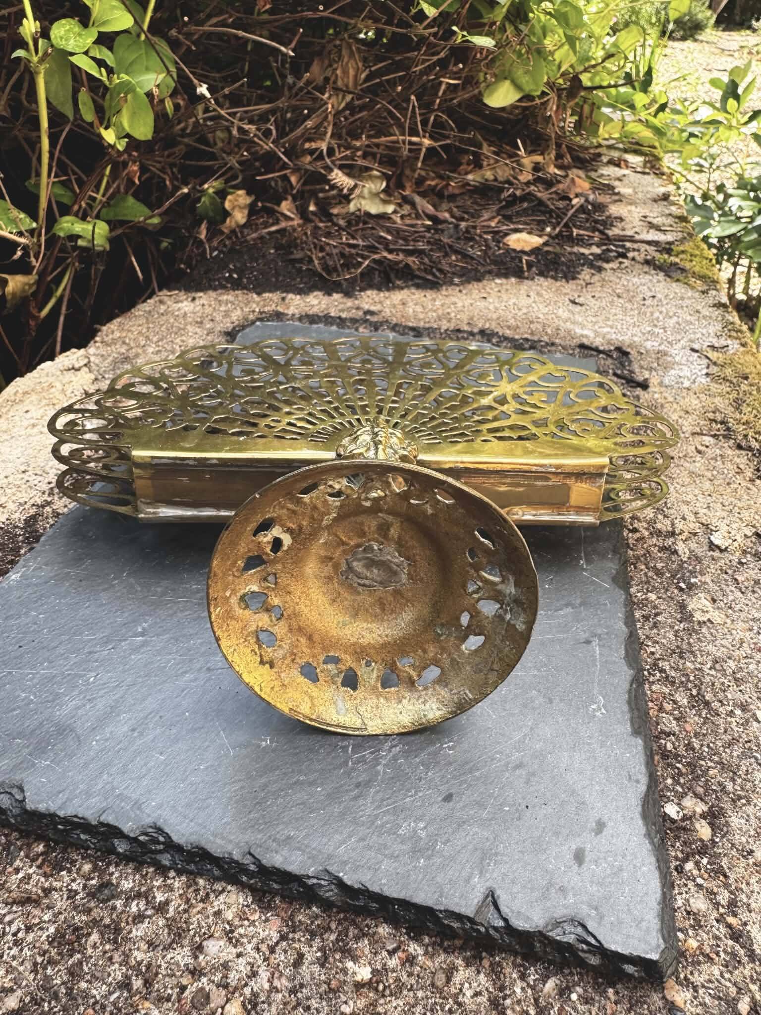 Brass fan-shaped magazine and letter holder Art Nouveau