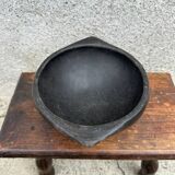 Ancient bowl, Colombian ceramic pottery La Chamba.