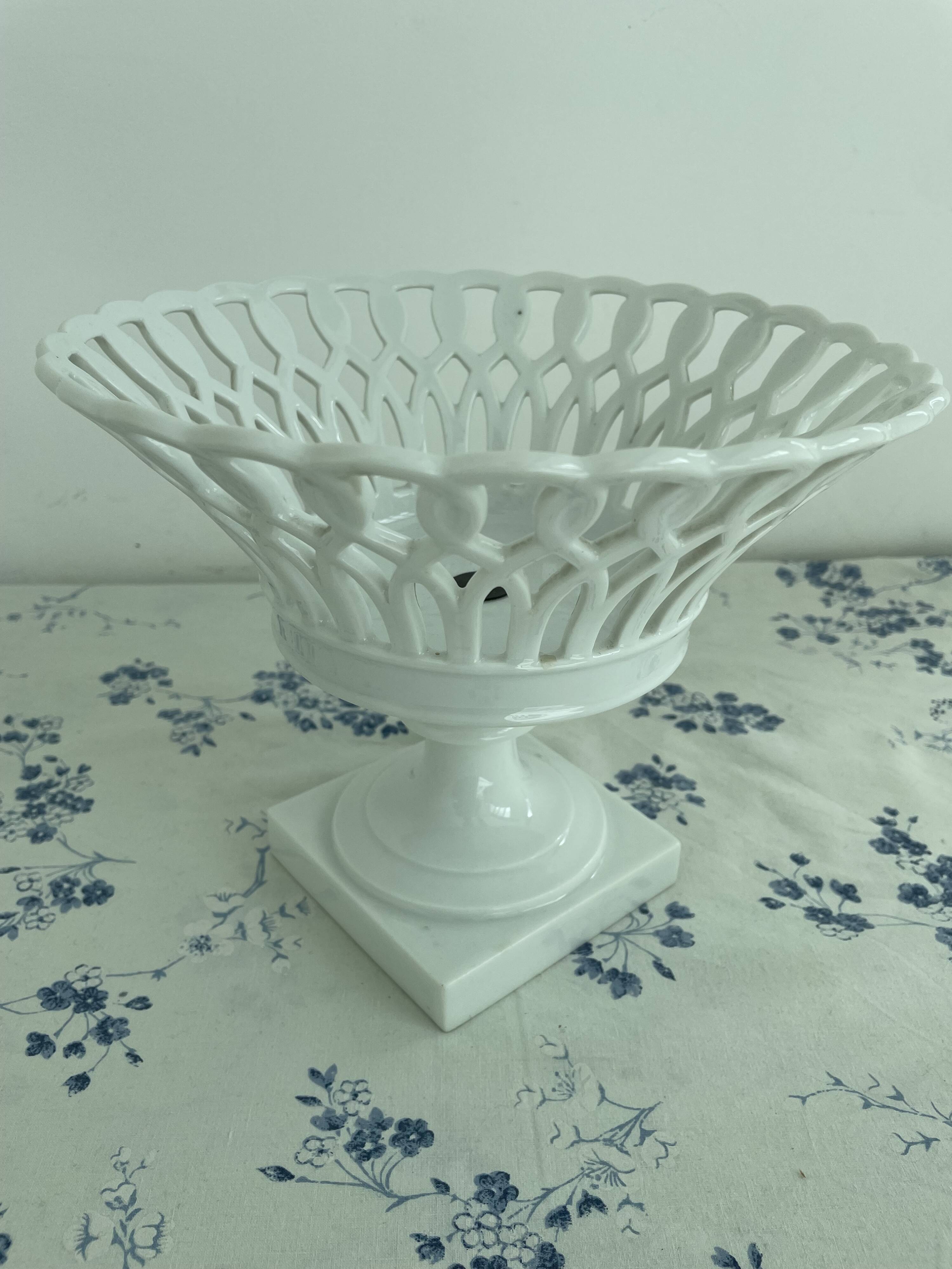 Navette Cup, footed cup, late 19th century, Empire Style, Porcelain
