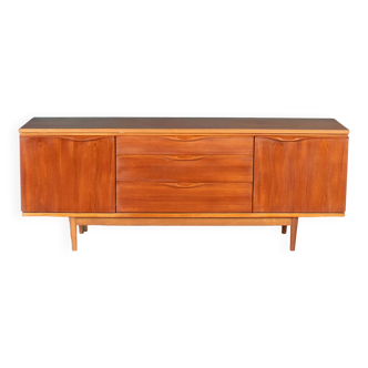 Buffet Austinsuite rétro en teck restauré des années 1960 du milieu du siècle