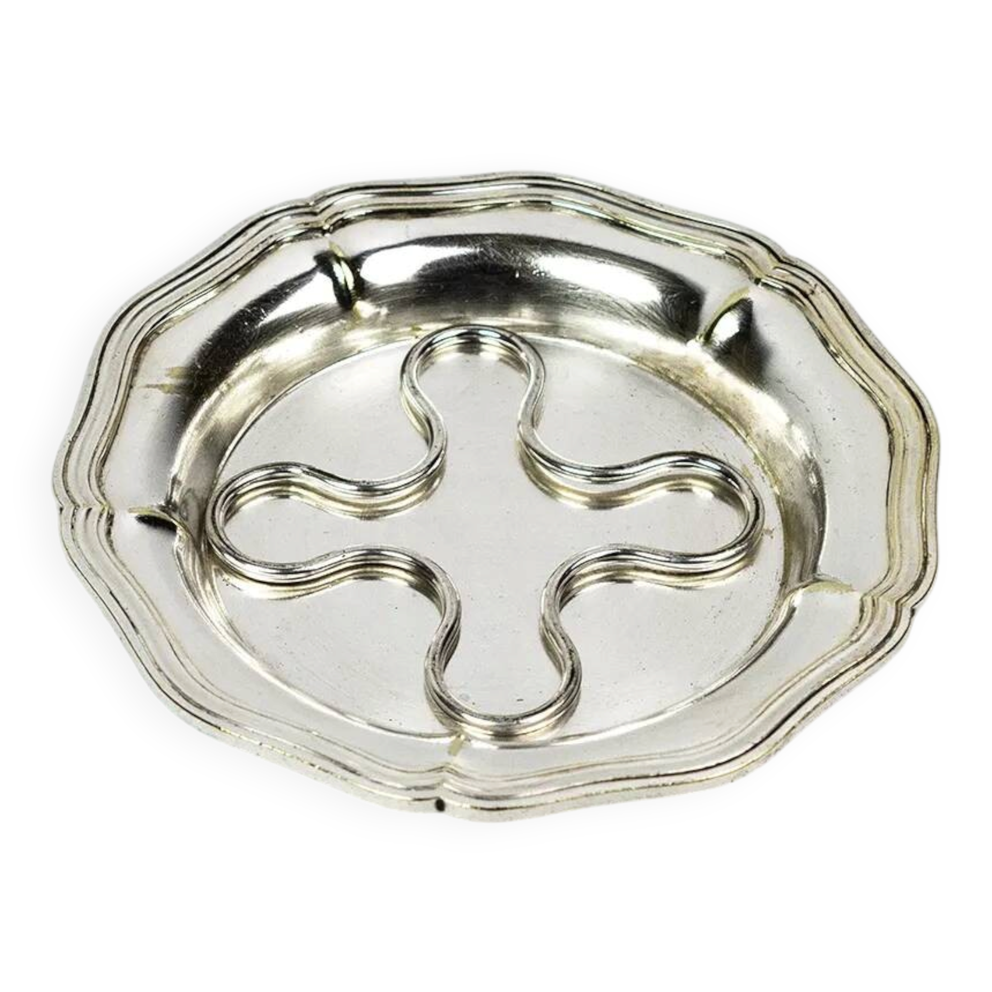 Christofle silver-plated bottle coaster, with ribbed edges, 19th century.