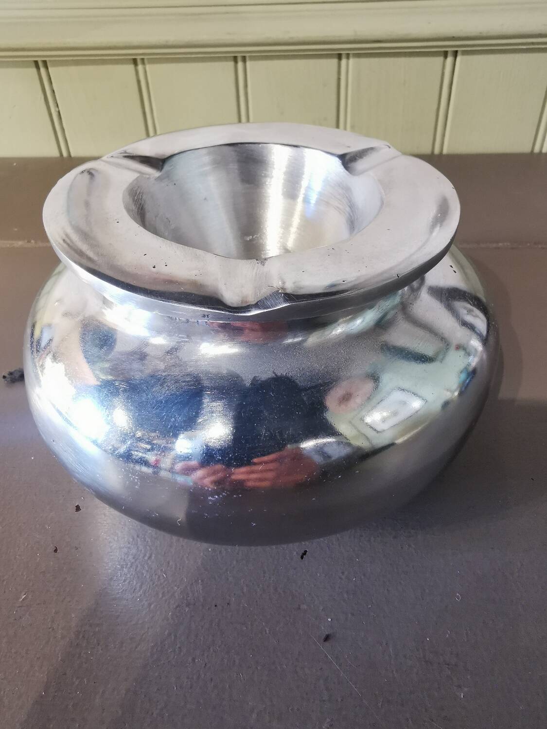 Grand cendrier boule aluminium