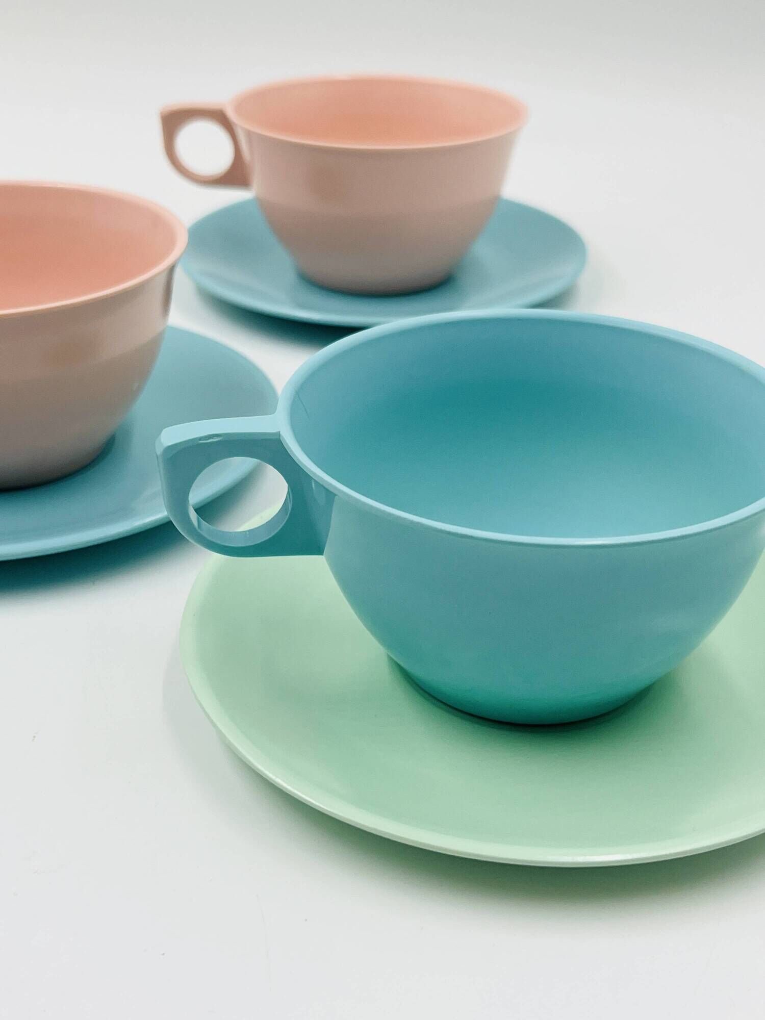 Élysée cup and saucer set in melamine