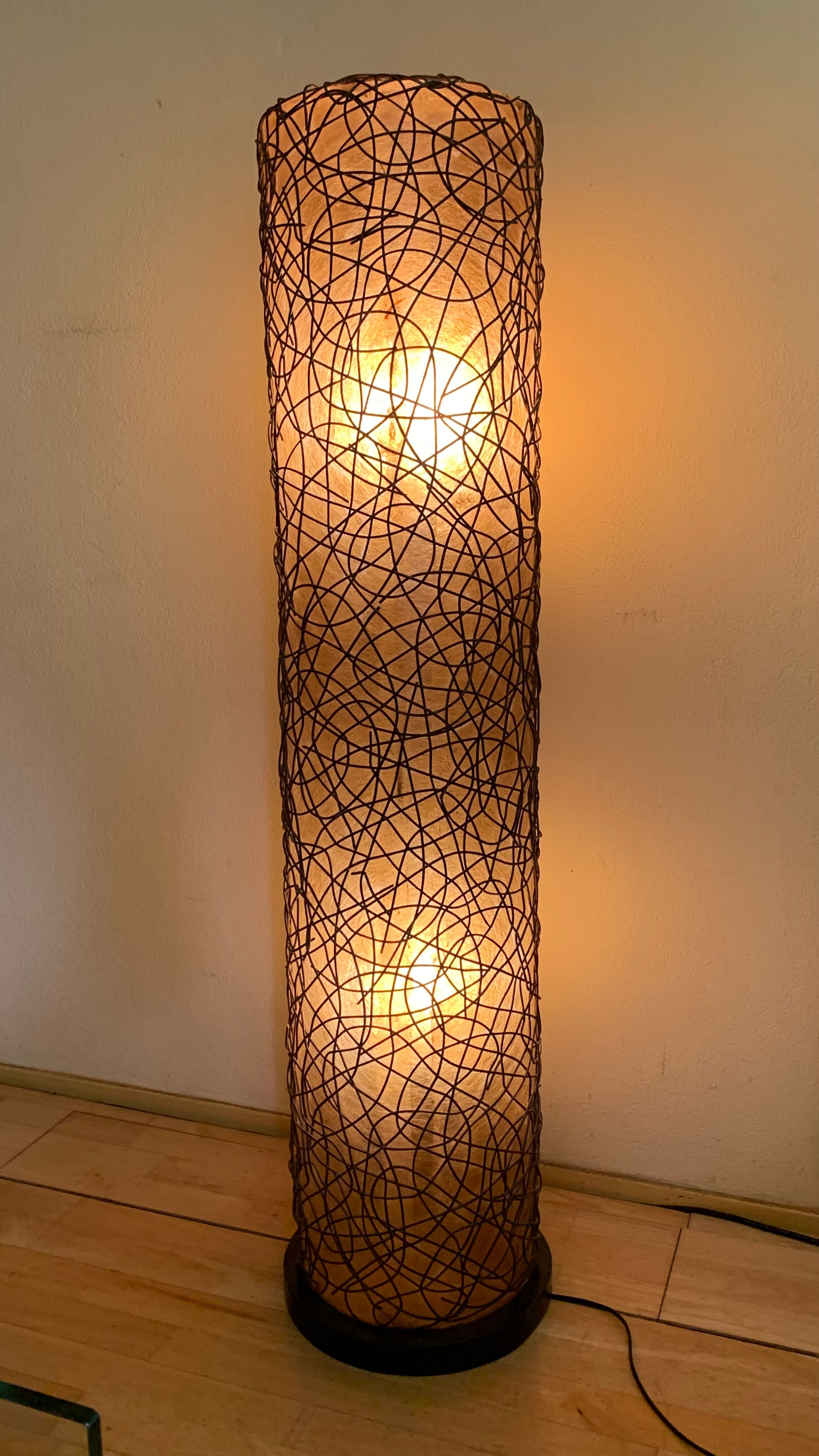 Sixties Rattan and Fiberglass Italian Floor lamp
