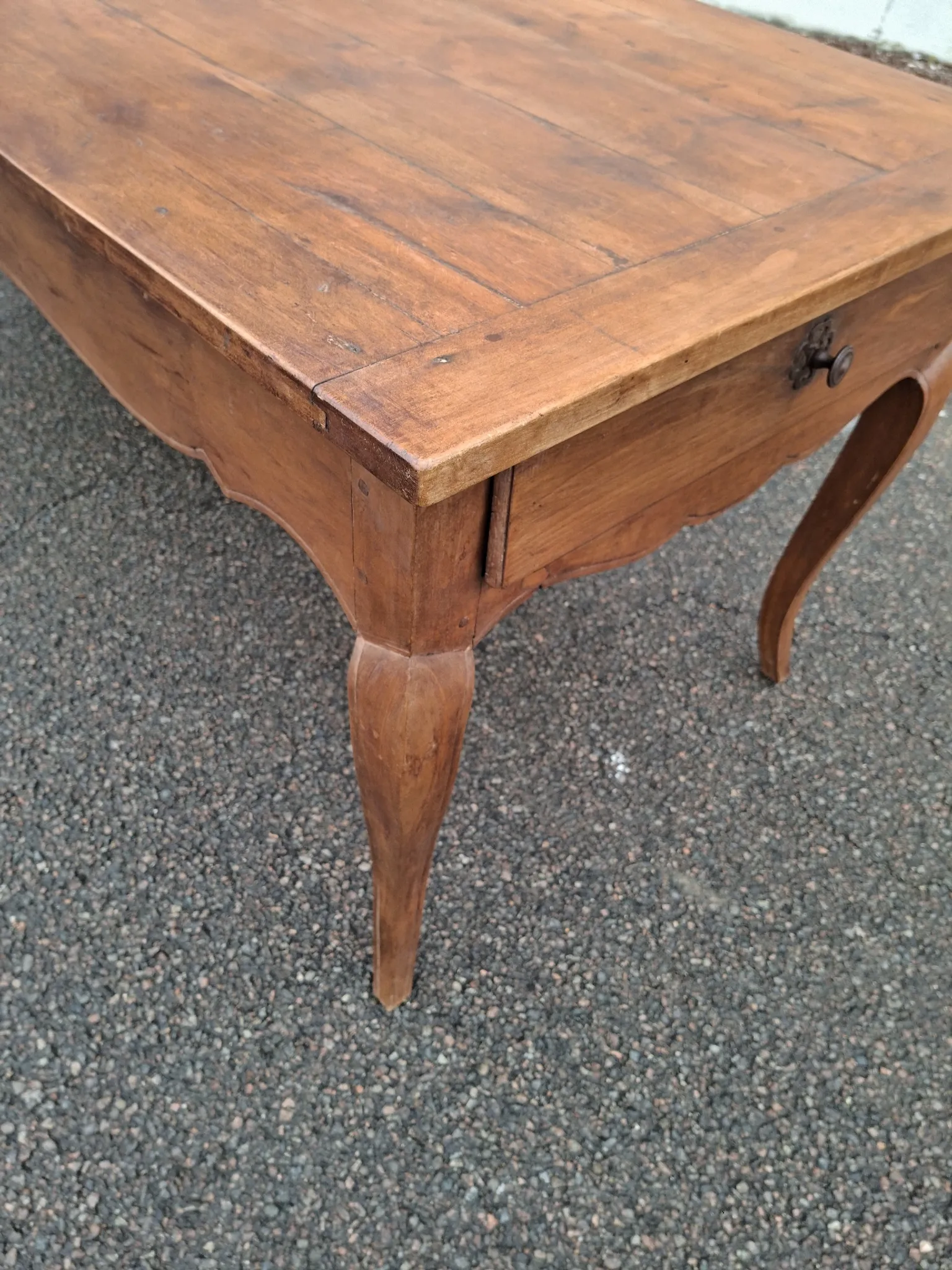 Rustic Louis XV farmhouse table in cherry wood, 1900s.