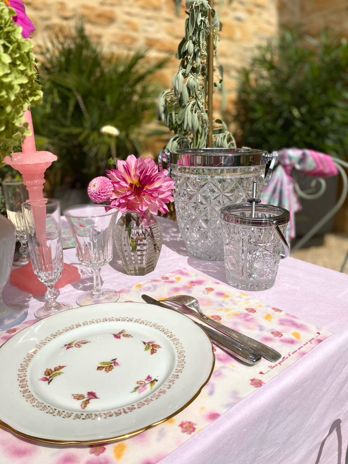 Mismatched antique plates