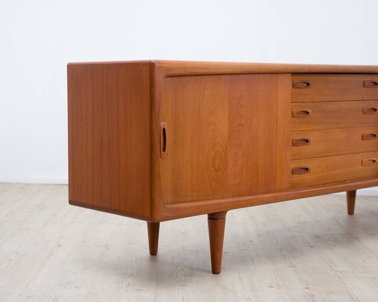 Teak enfilade, H.P Hansen Made in Denmark