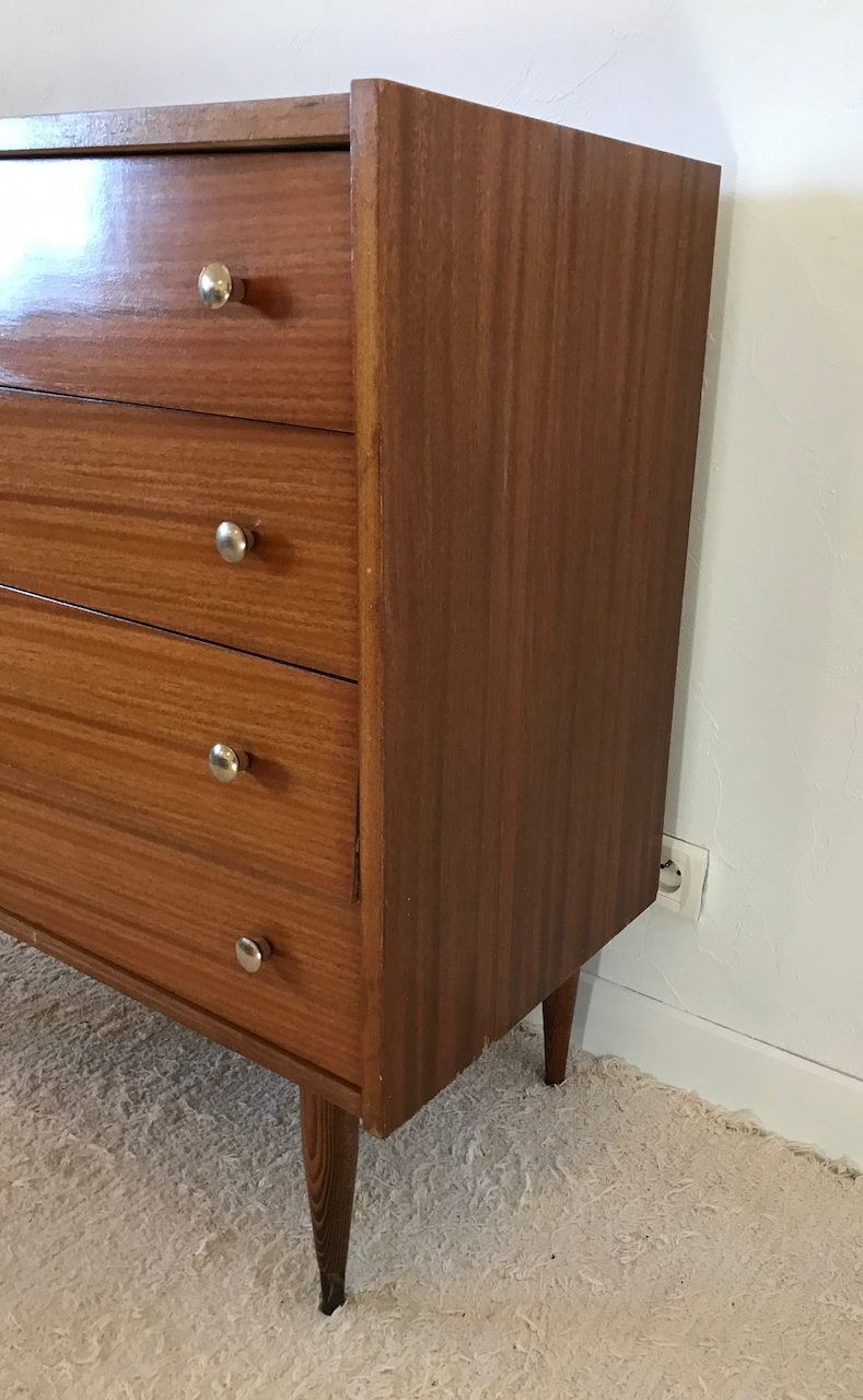 Vintage dresser