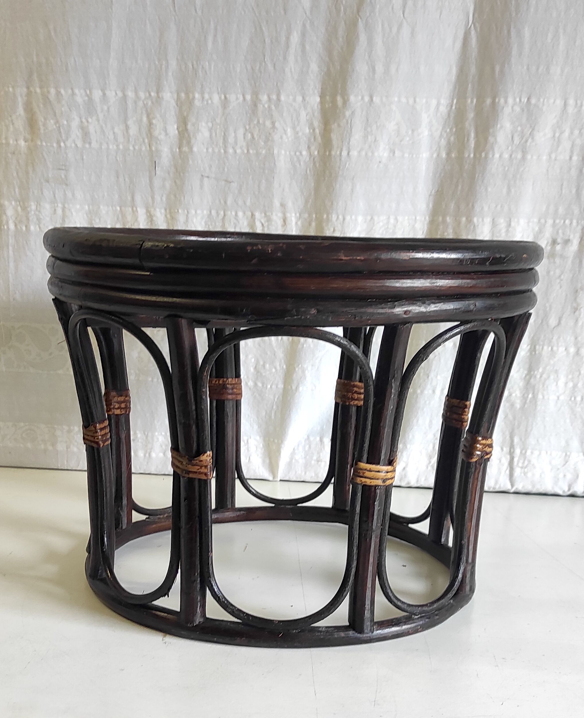 Rattan stool and fabric cushion – 80s/90s