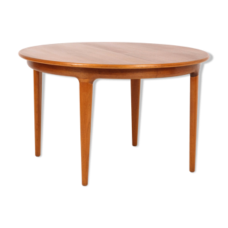 Teak extension table by J. Andersen for Uldum 1960