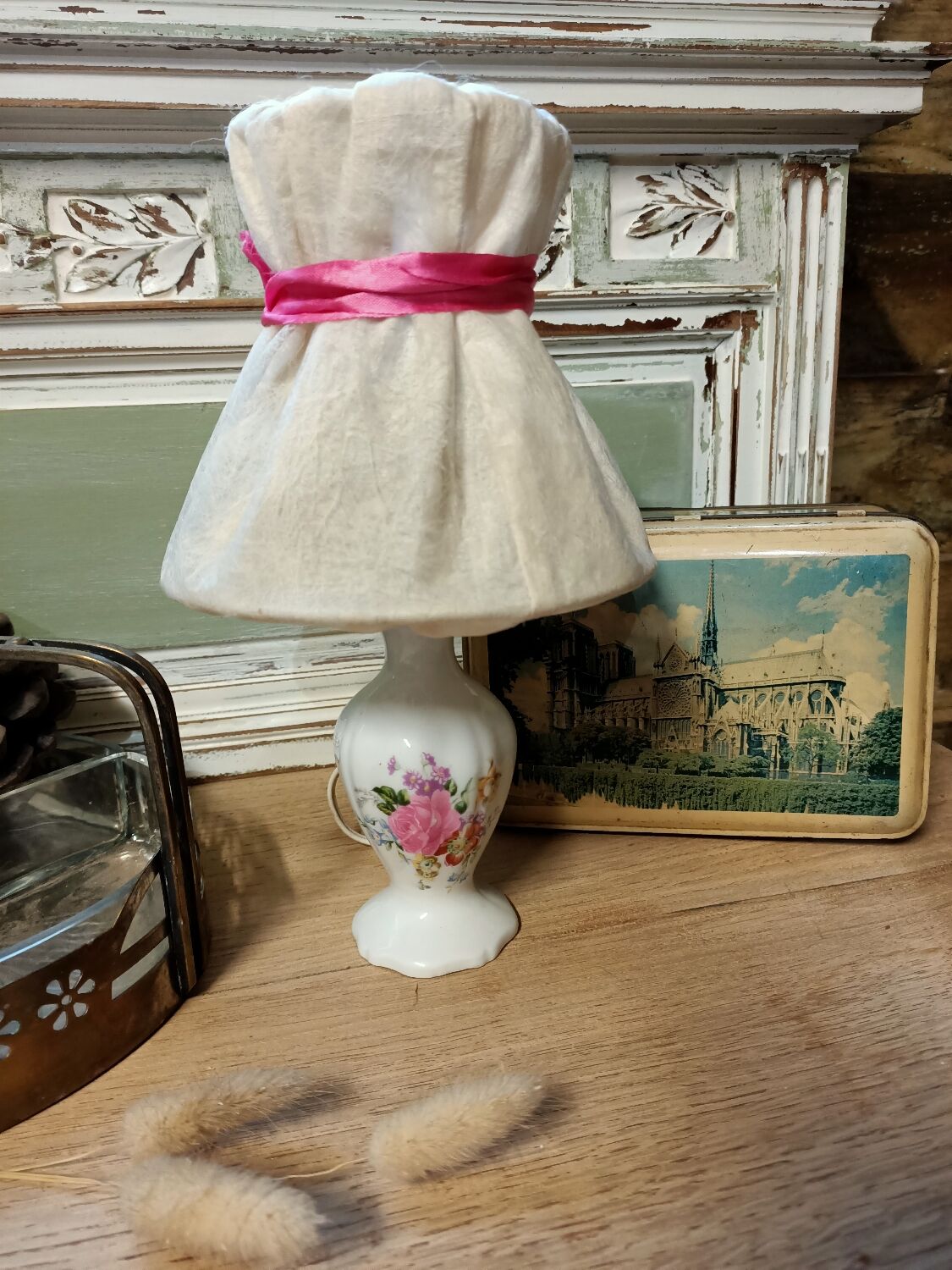 Porcelain bedside lamp