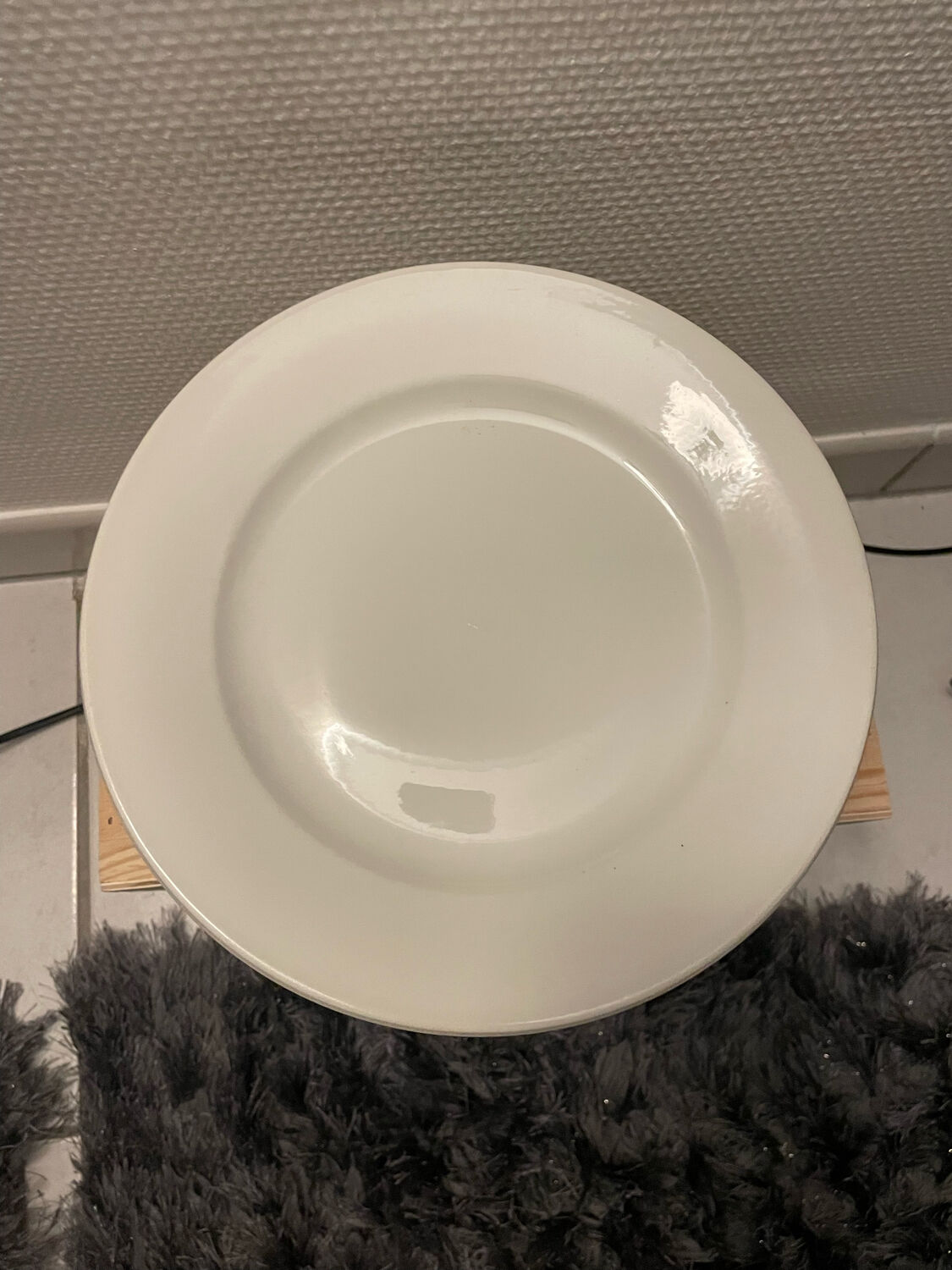 White porcelain plates