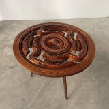 Table basse années 60 tripode bois ciselé