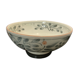 Coupe en porcelaine Chine ou Japon décor fleuris vert pastel