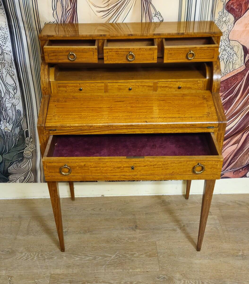 Cylinder desk / Drop-leaf desk – marquetry – Louis XVI style - 20th century