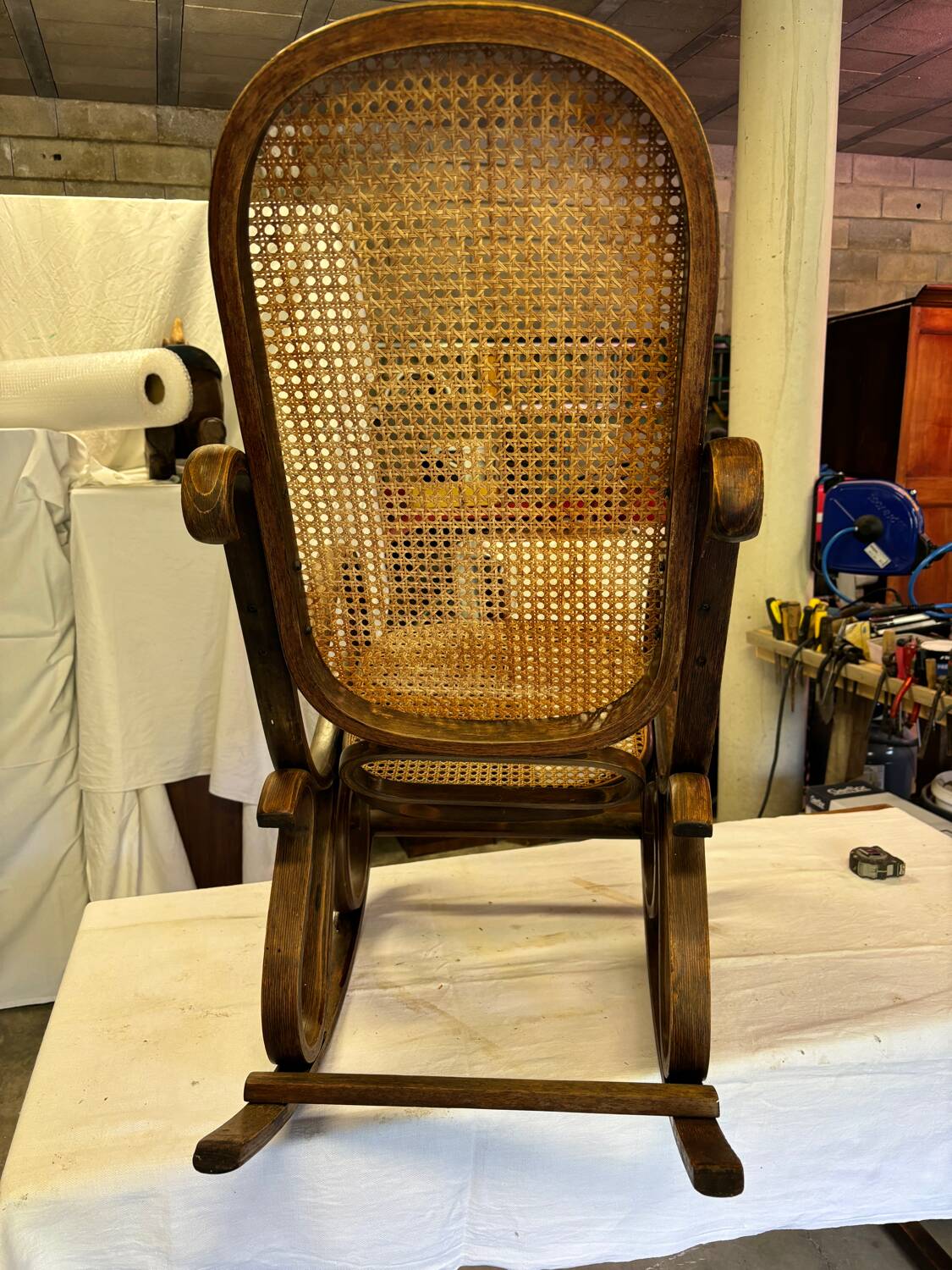 Fauteuil à bascule en bois