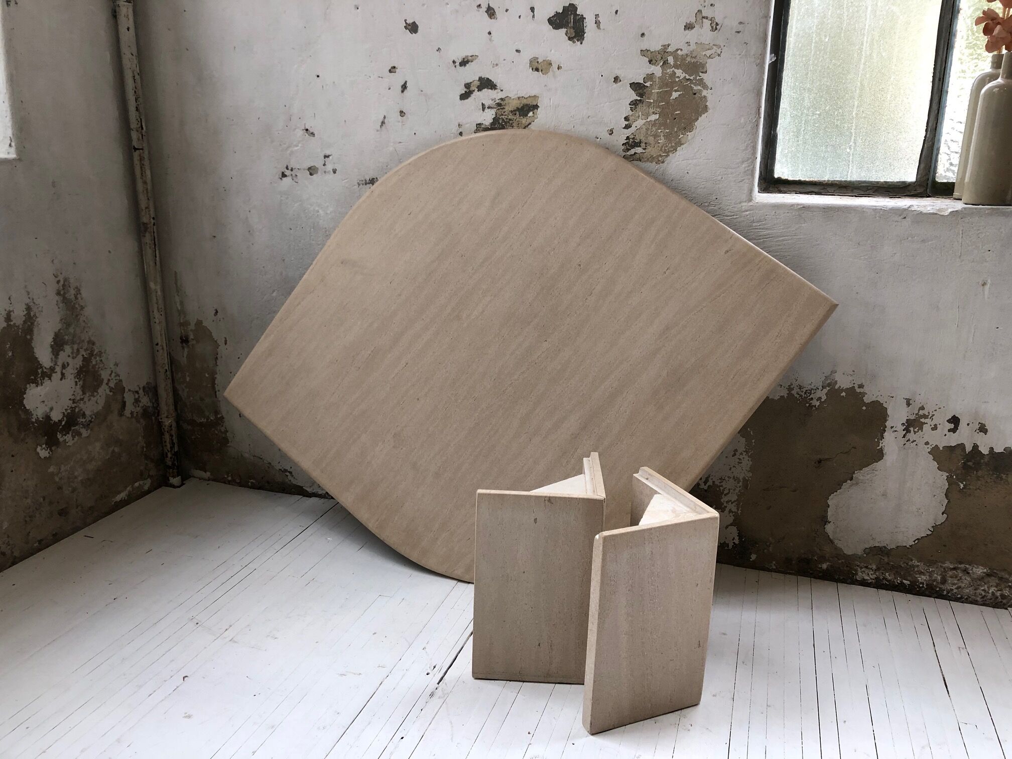 Stone eye coffee table