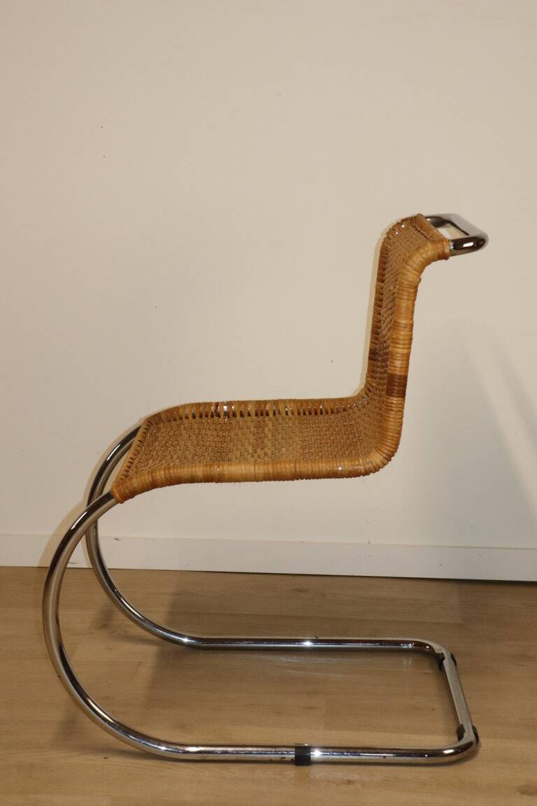 Chaise vintage "MR10" par Ludwig Mies van der Rohe