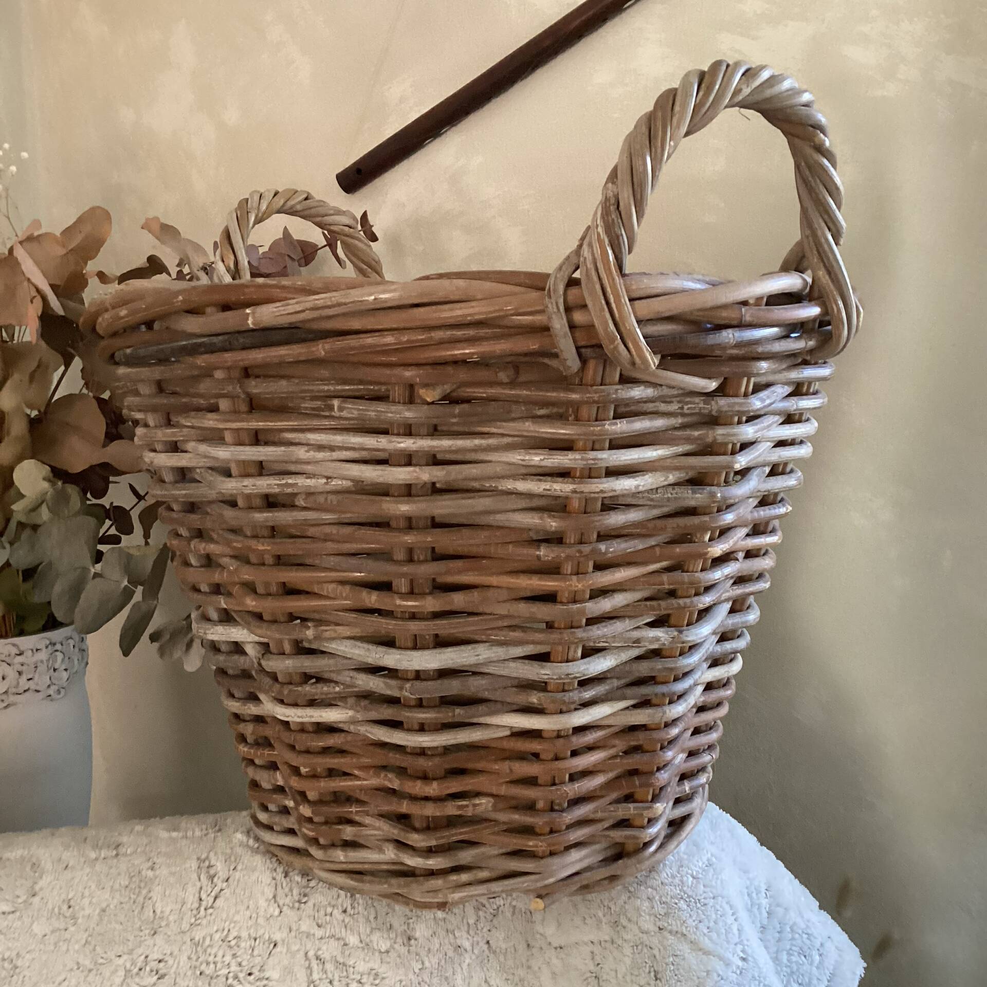 Large basket with rattan handles