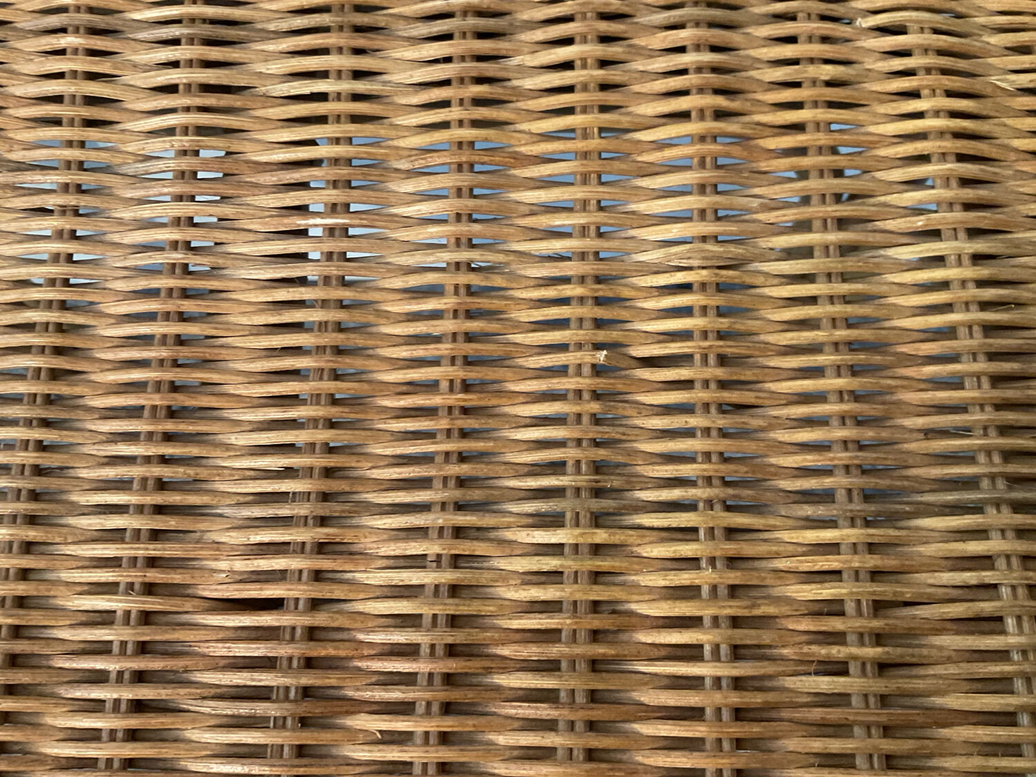 Ottoman vintage in rattan and woven wicker