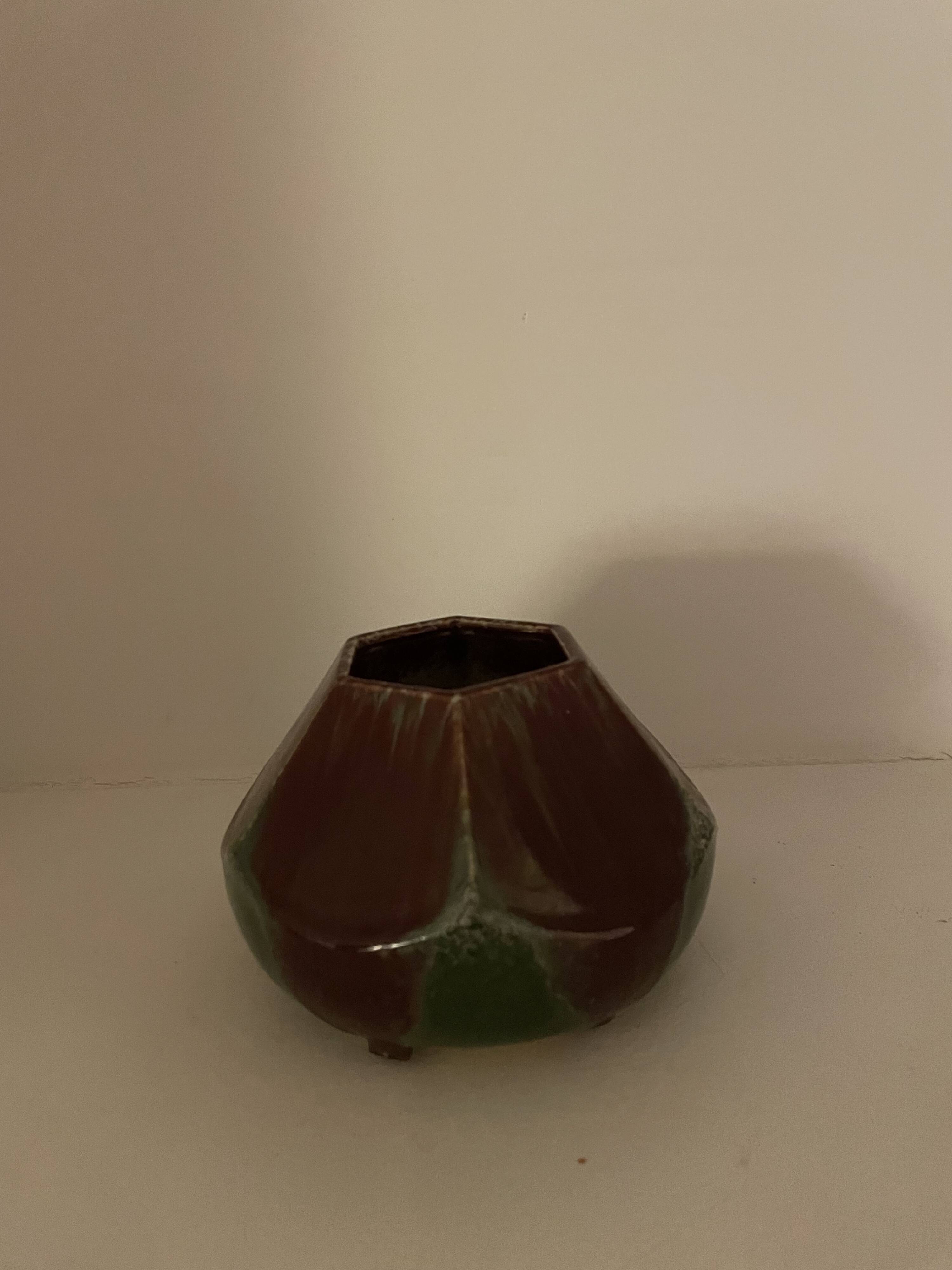 Set of 12 decorative items