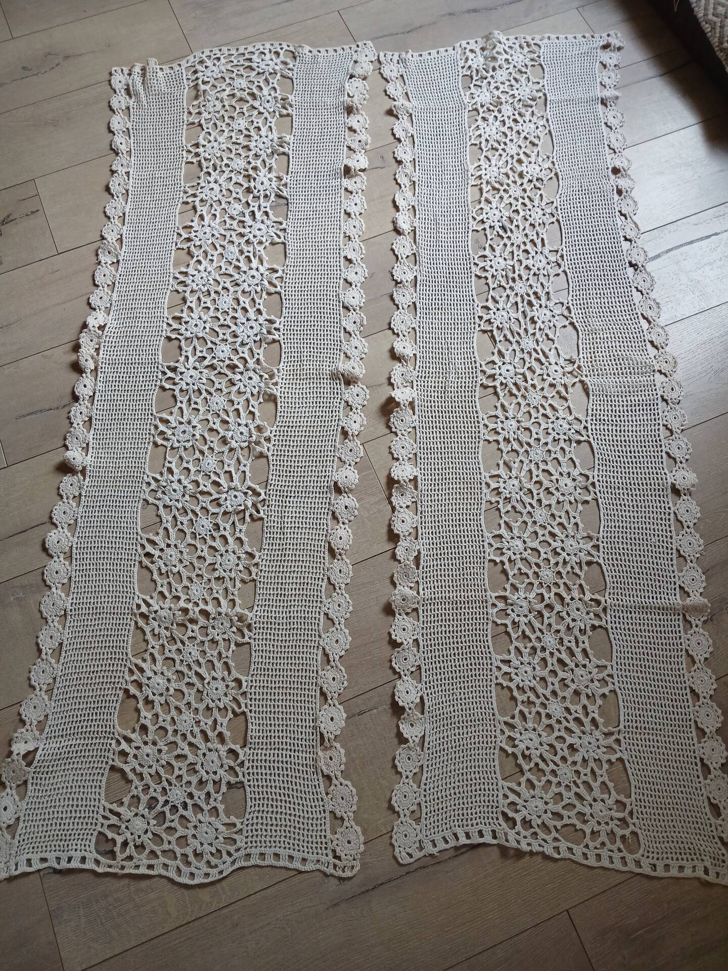 2 chemins de table vintage en crochet fait main