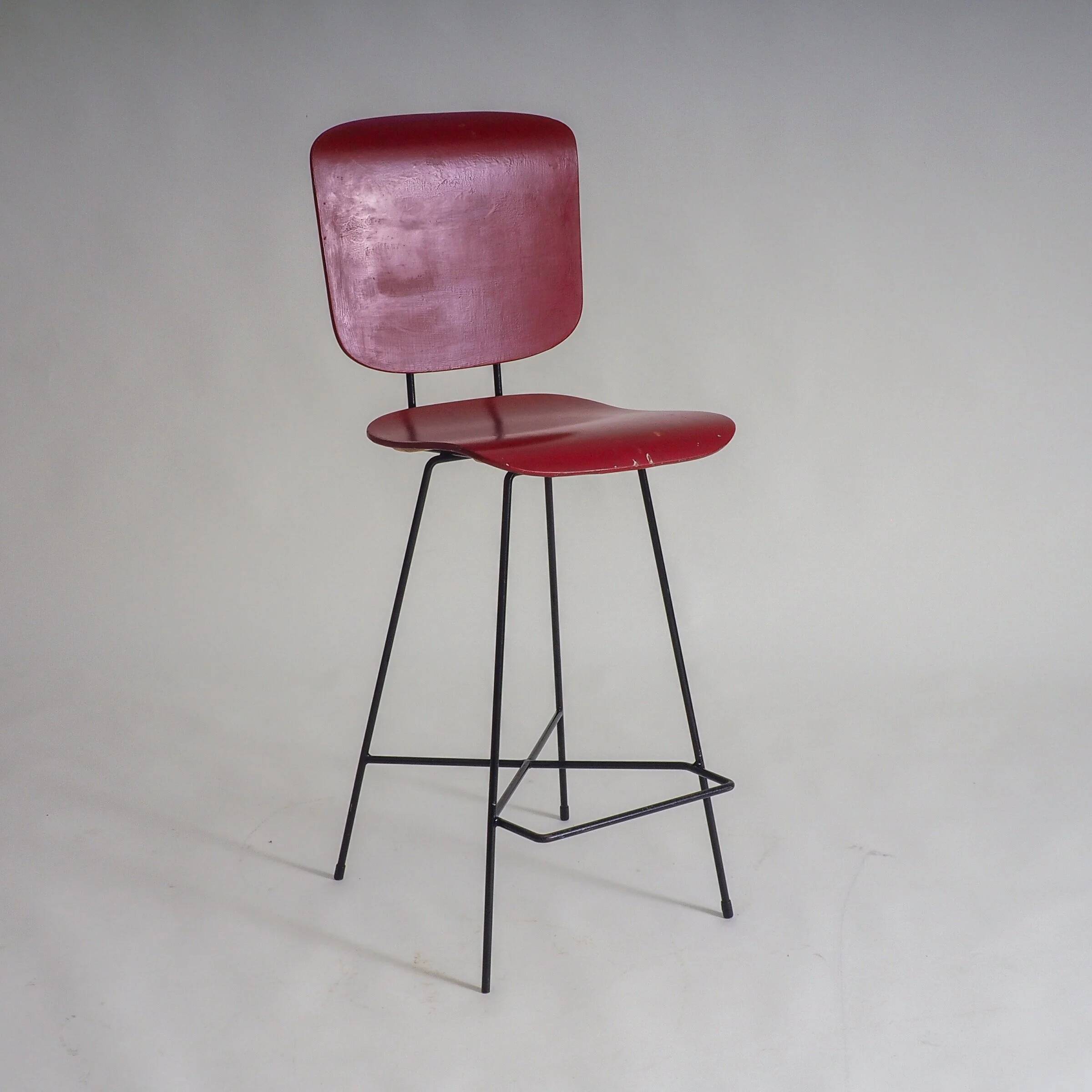Modernist bar stool attributed to Coen De Vries for Everest