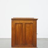 Antique English 1-door cabinet/side table from the mid/late 19th century