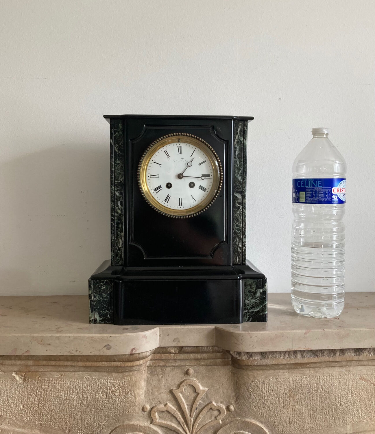 Napoleon III clock in marble and brass nineteenth century